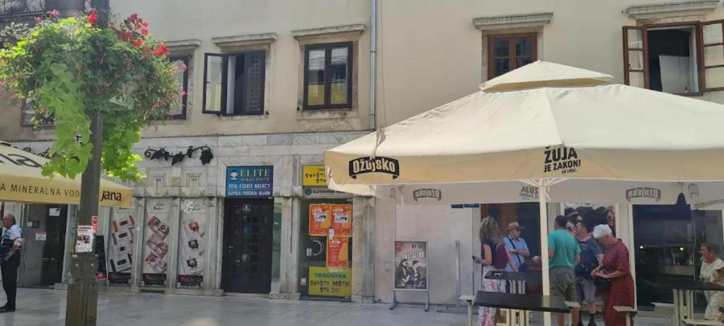 Apartman Julija 1 Rijeka Luaran gambar