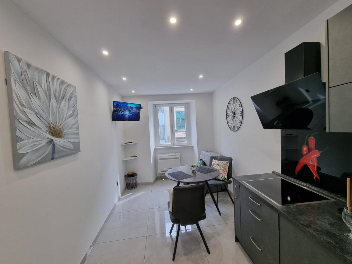 Apartman Julija 1 Rijeka Luaran gambar